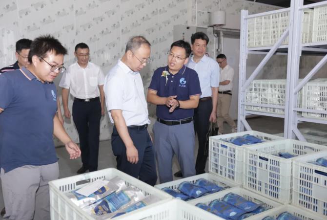 您知道污水处理专用复合碳源有哪些特点和作用吗？