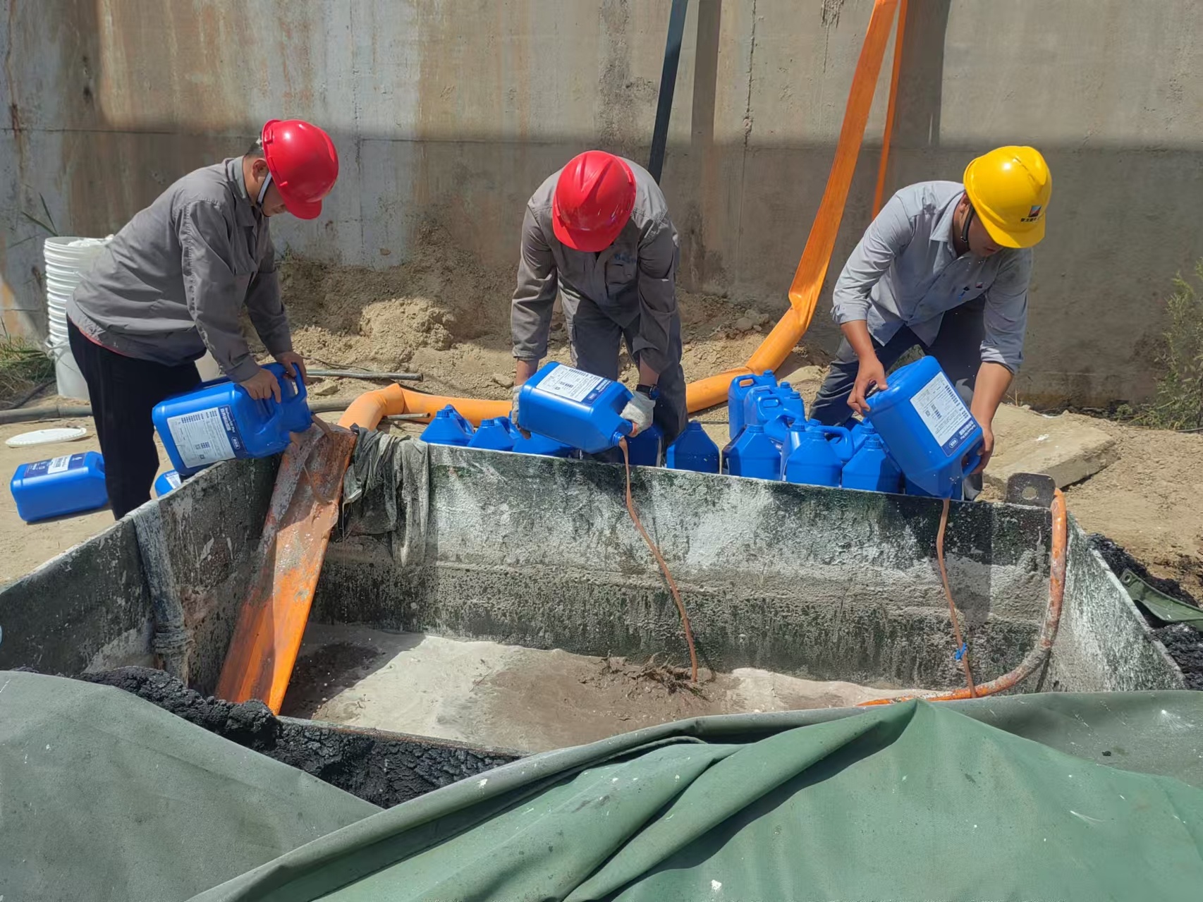 新疆某煤化工公司氨氮、COD降解项目
